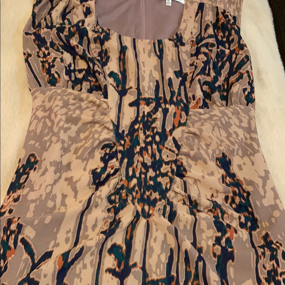 Sleeveless Abstract Patterned Dress - Picture 3 of 5